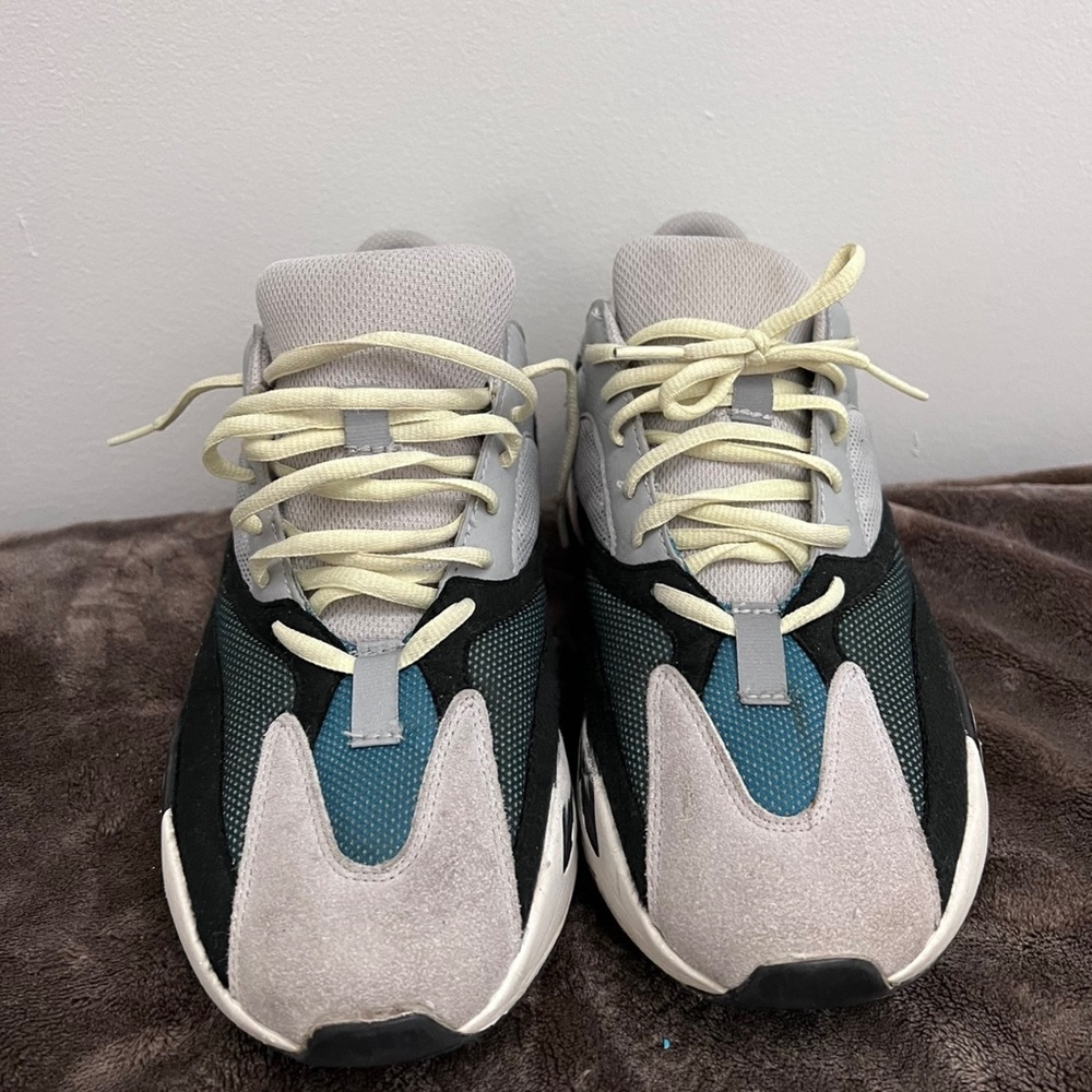 Men Yeezy Waze Runner